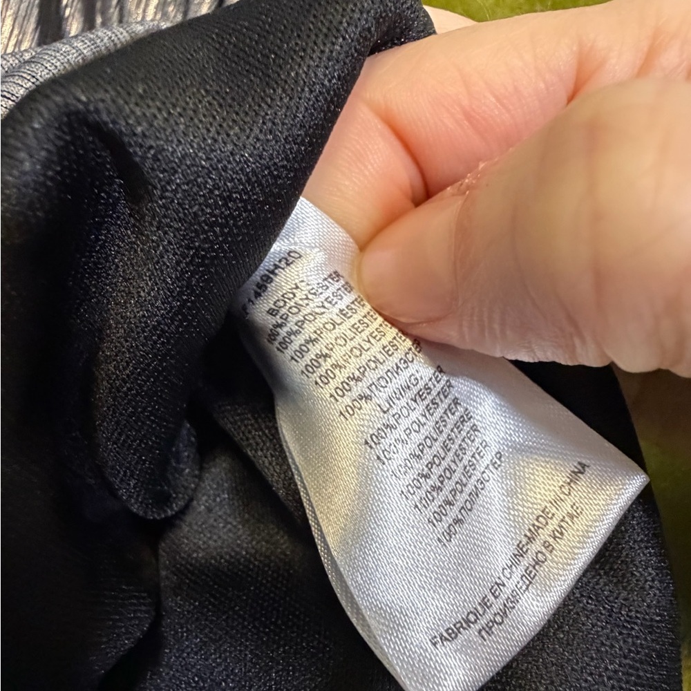 Molly Bracken Pleated Metallic Gunmetal Silver Midi Skirt. Size Small Retail $80 - Picture 10 of 10